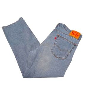 Levi’s 541 36x30 in EUC condition Light Wash Mens jeans